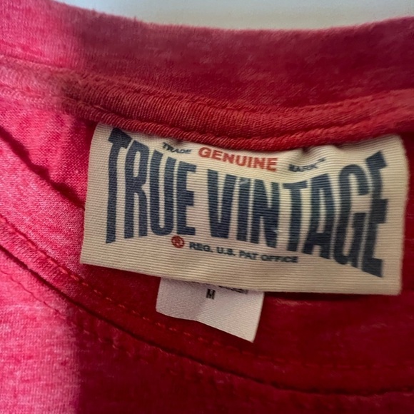 COCA-COLA LOGO TRUE VINTAGE RED GRAPHIC SHIRT. CREW NECK. SIZE MEDIUM
UNISEX - Picture 7 of 8